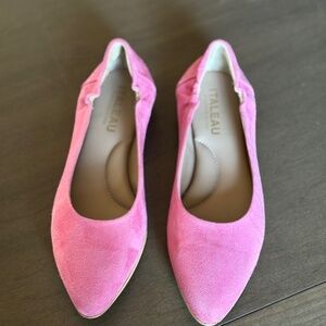 ITALEAU MARA Ballet Flats Size 39/8.5 Color "Punch" Italian Suede